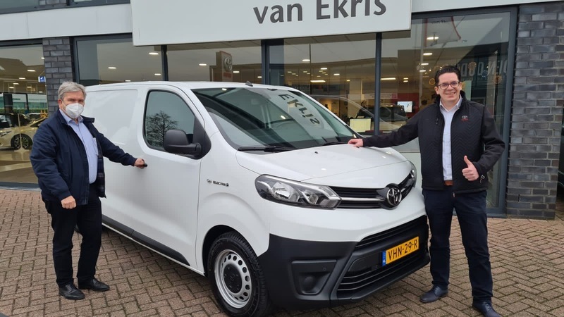 ProAce Elektric EV aflevering Van Ekris ProACe EV specialist 
